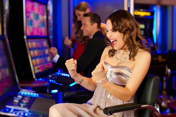 Mengapa Jackpot Progresif Begitu Populer di Slot Online?